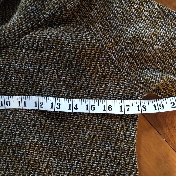 Short Sleeve Slouchy Cowl Neck Sweater - Picture 6 of 6